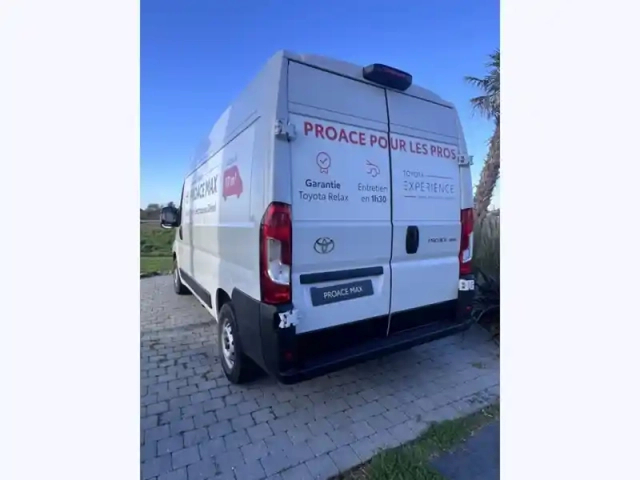 Toyota Proace max l2h2 3.3 2.2 120 bvm start 2.2l 140 d — photo 3
