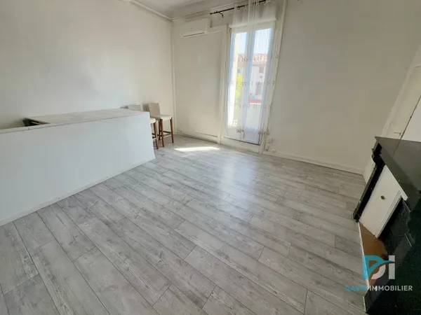 ALIGNANT-DU-vent, Appartement de 100m2 en bon état.