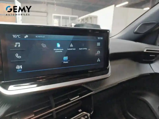 Peugeot 2008 hybrid 110 e-dcs6 — photo 30