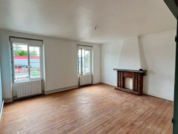 À louer - Grand appartement T4 de 111,31 m² - 1er étage - DPE C