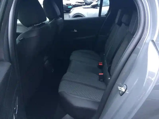 Peugeot 208 100 s&amp;s bvm6 — photo 23