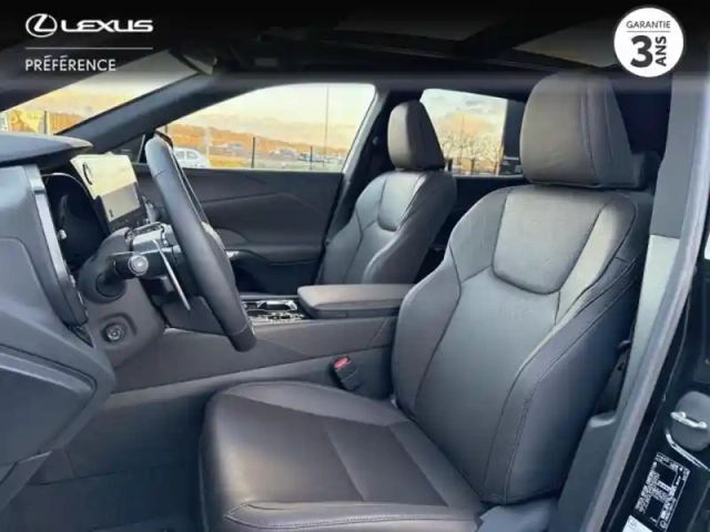 Lexus Rx 450h+ luxe 4wd my24 — photo 11