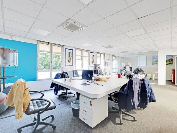 Bureaux 171 m²