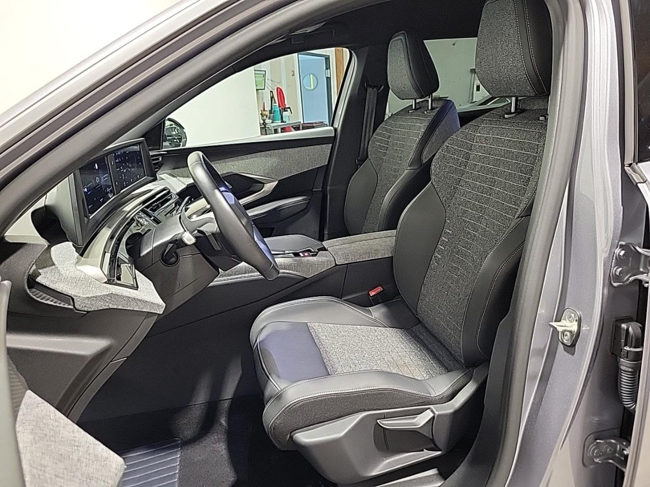 Peugeot 5008 hybrid 145 ch e-dcs6 allure — photo 10