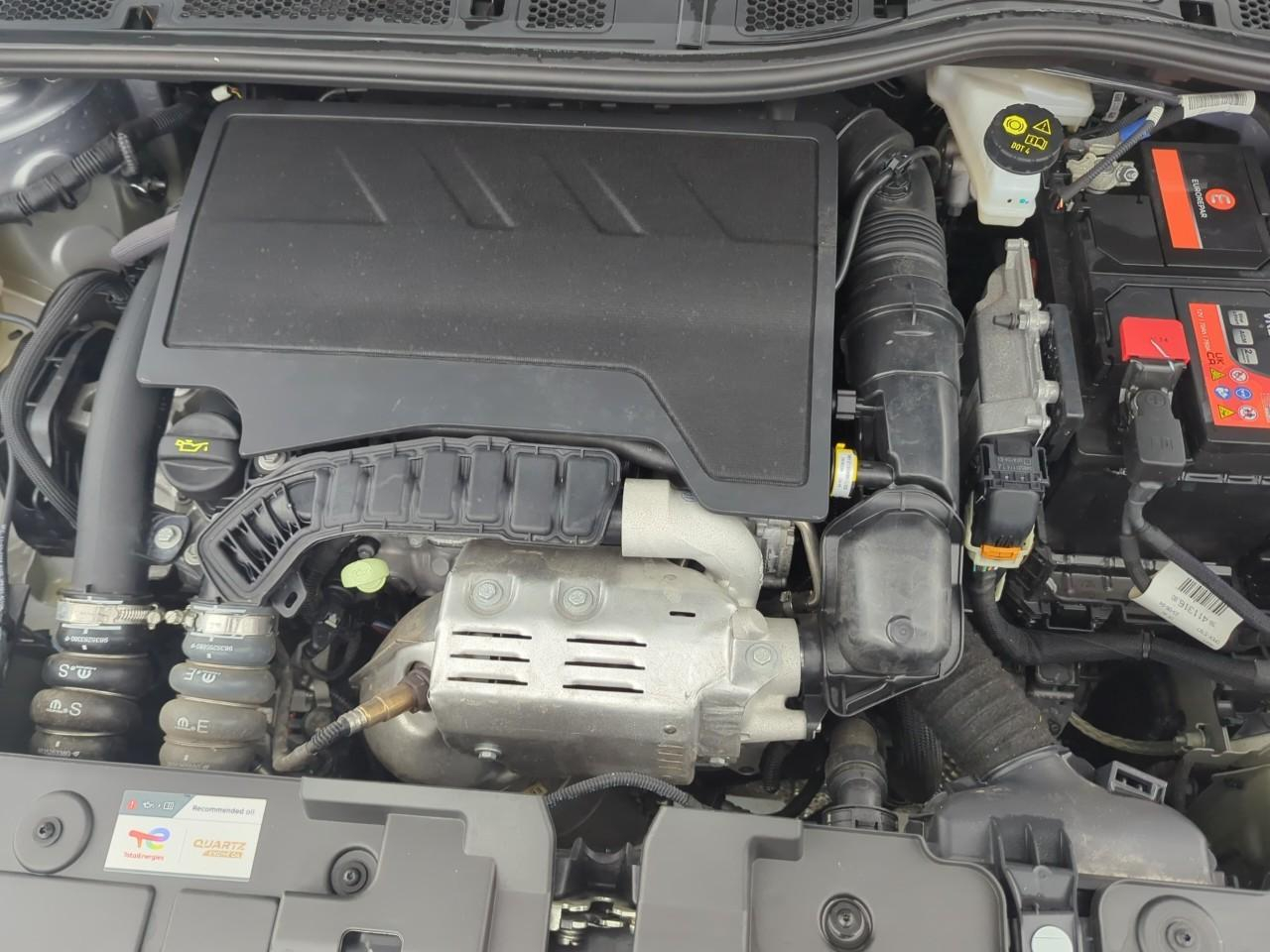 Citroën C4 puretech 130 bvm6 max — photo 16