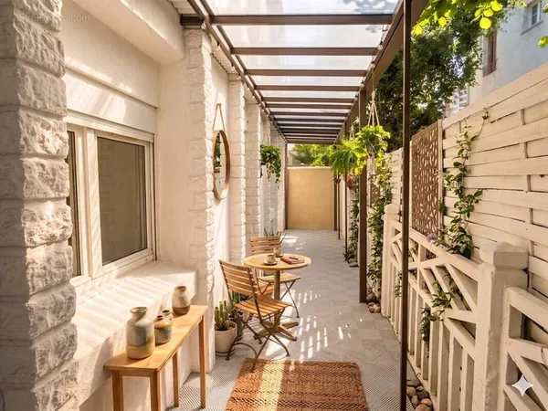 3 pièces, 50.27 m² en rez de jardin avec extérieur
