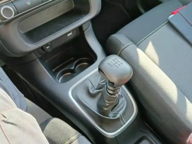 Citroën C3 puretech 110 ch bvm6 max — photo 24