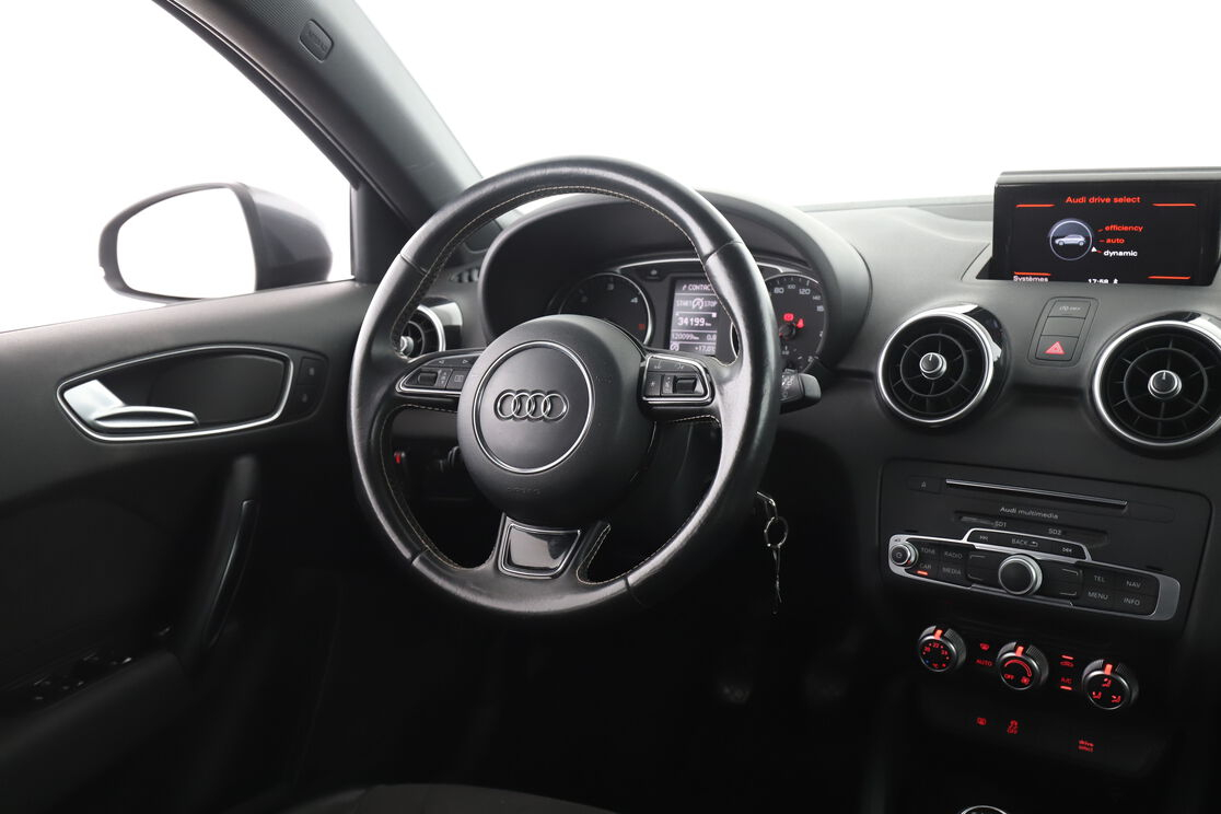 Audi A1 Sportback 1.6 TDI Ambition — photo 12