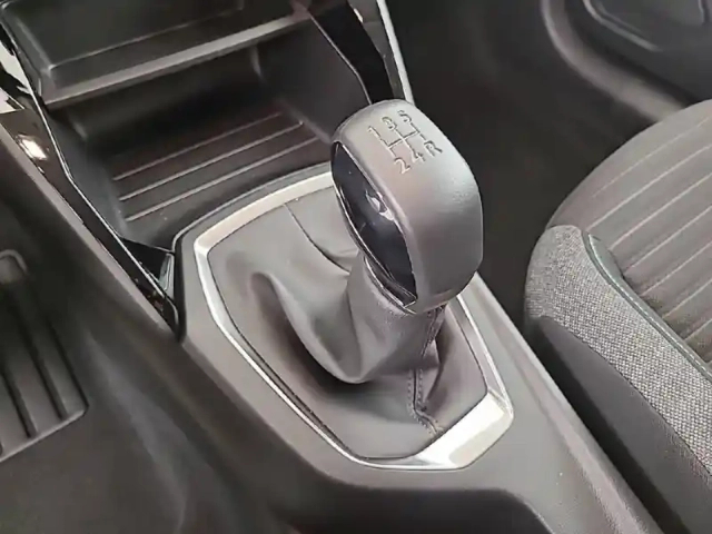Peugeot 208 puretech 75 s&amp;s bvm5 — photo 14