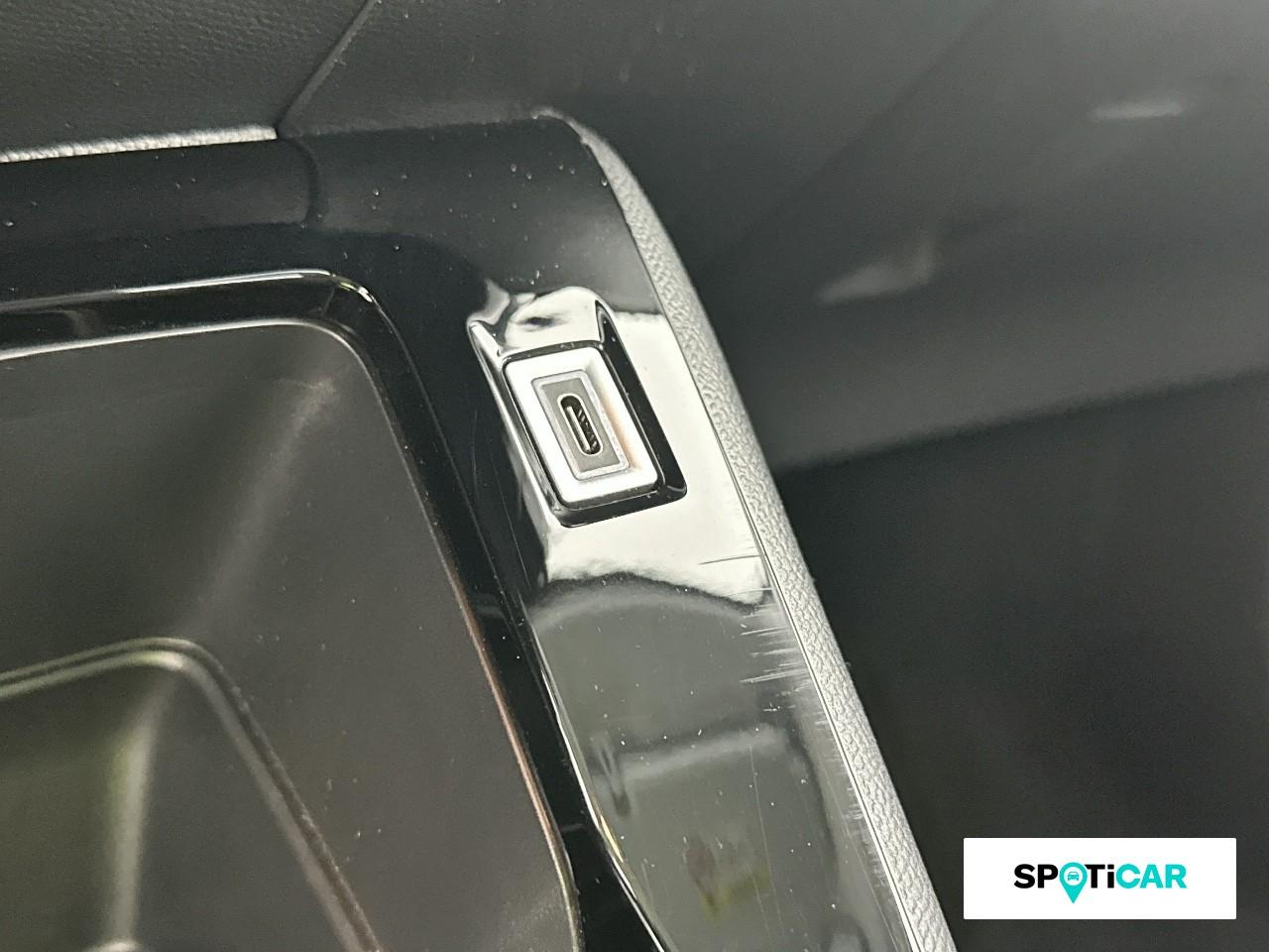 Peugeot 208 1.2 hybrid 110ch style e-dcs6 — photo 16