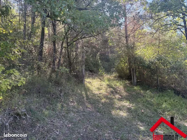Terrain 2634 m² Chasteaux