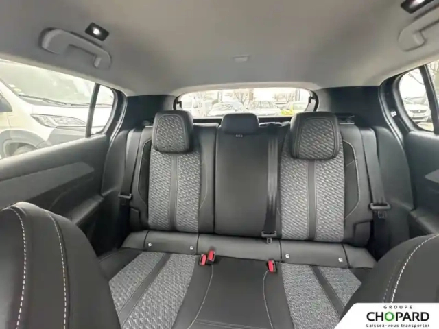 Peugeot 308 hybrid 145 e-dcs6 — photo 51