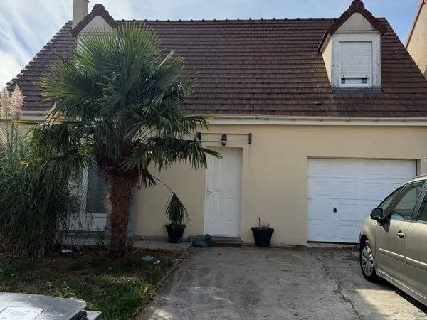 Maison familiale 5 pièces - 102 m² - Terrain 509 m² - 4 chambres - Oissery (77)