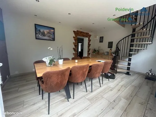 Maison 6 pièces 94 m²
