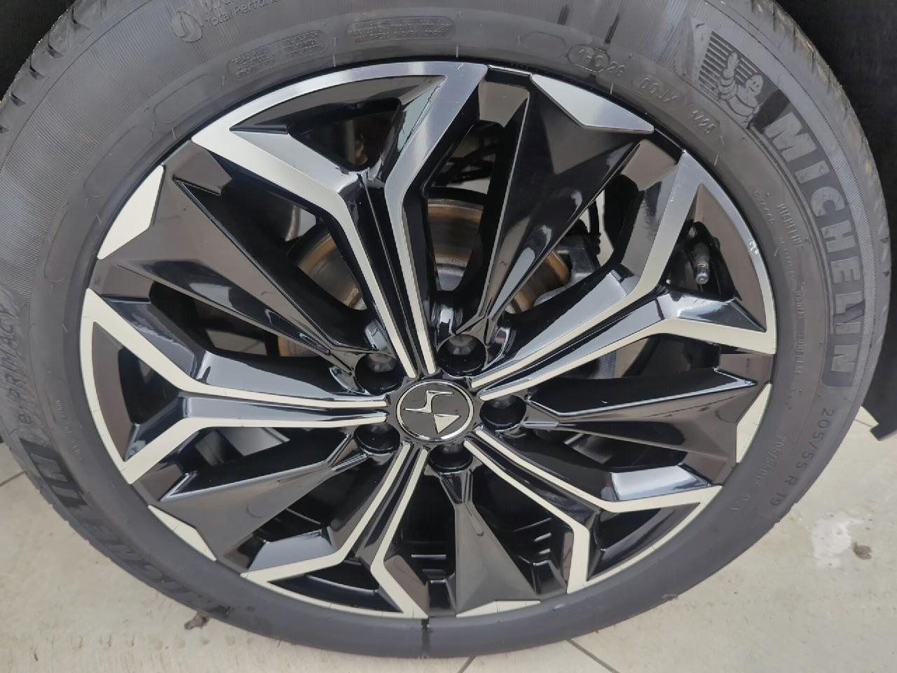 Ds Ds 4 bluehdi 130 eat8 etoile - alcantara — photo 25