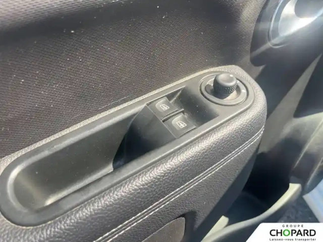 Renault Twingo iii sce 65 — photo 12