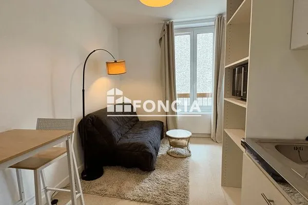 Studio 1 pièce 12 m²