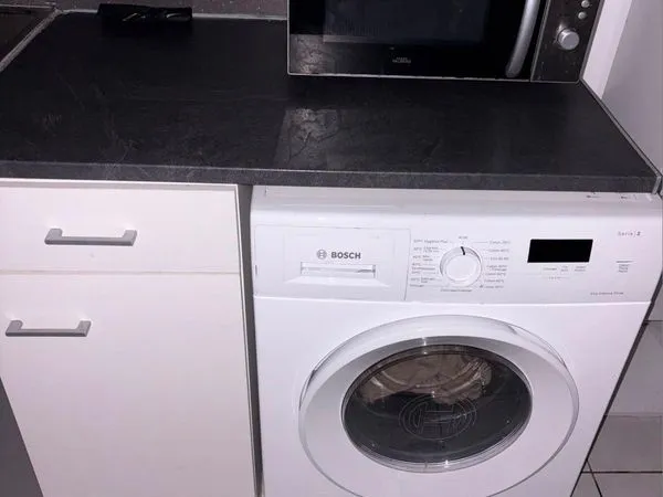 Studio meublé 14 m² en rez-de-chaussée, charges comprises - Longwy-Bas