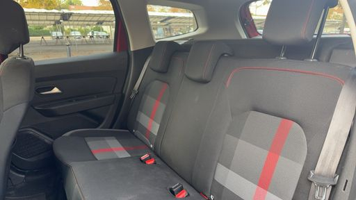 Dacia Duster 1.3 TCe 130 4X2 - Techroad – 2019 – 64670 km – Essence – Boîte Manuelle — photo 25