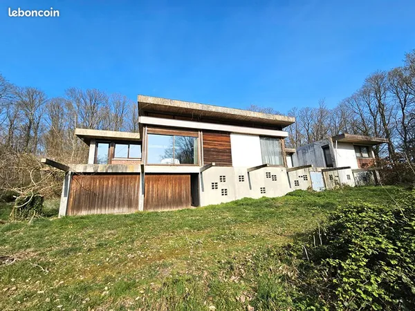 Maison 9 pièces 250 m²