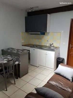Loue F1 meublé Mont Dol