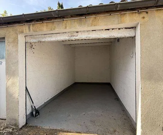 Parking 13 m²