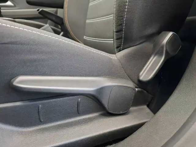 Dacia Sandero eco-g 100 — photo 26