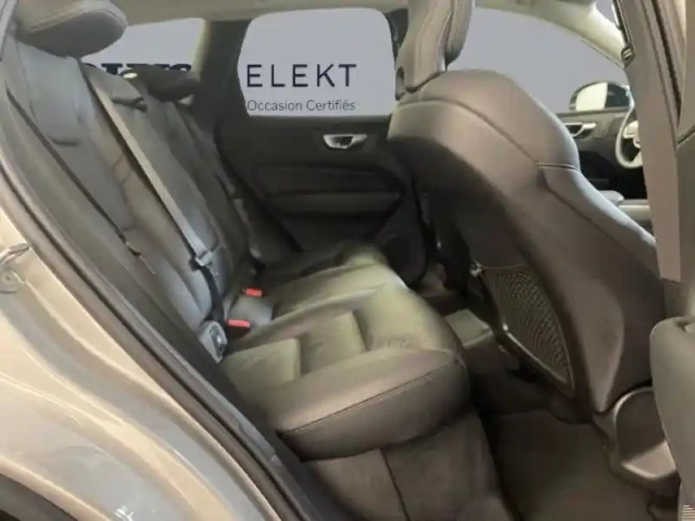 Volvo Xc60 t6 hybride rechargeable 253 + 145ch ultra style dark geartronic 8 awd — photo 25