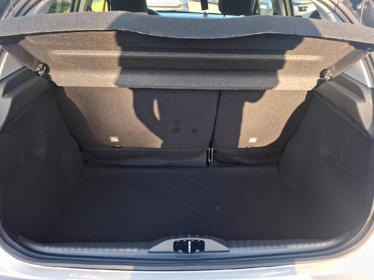 Citroën C3 1.5 bluehdi 100ch s&s c-series e6.d — photo 6