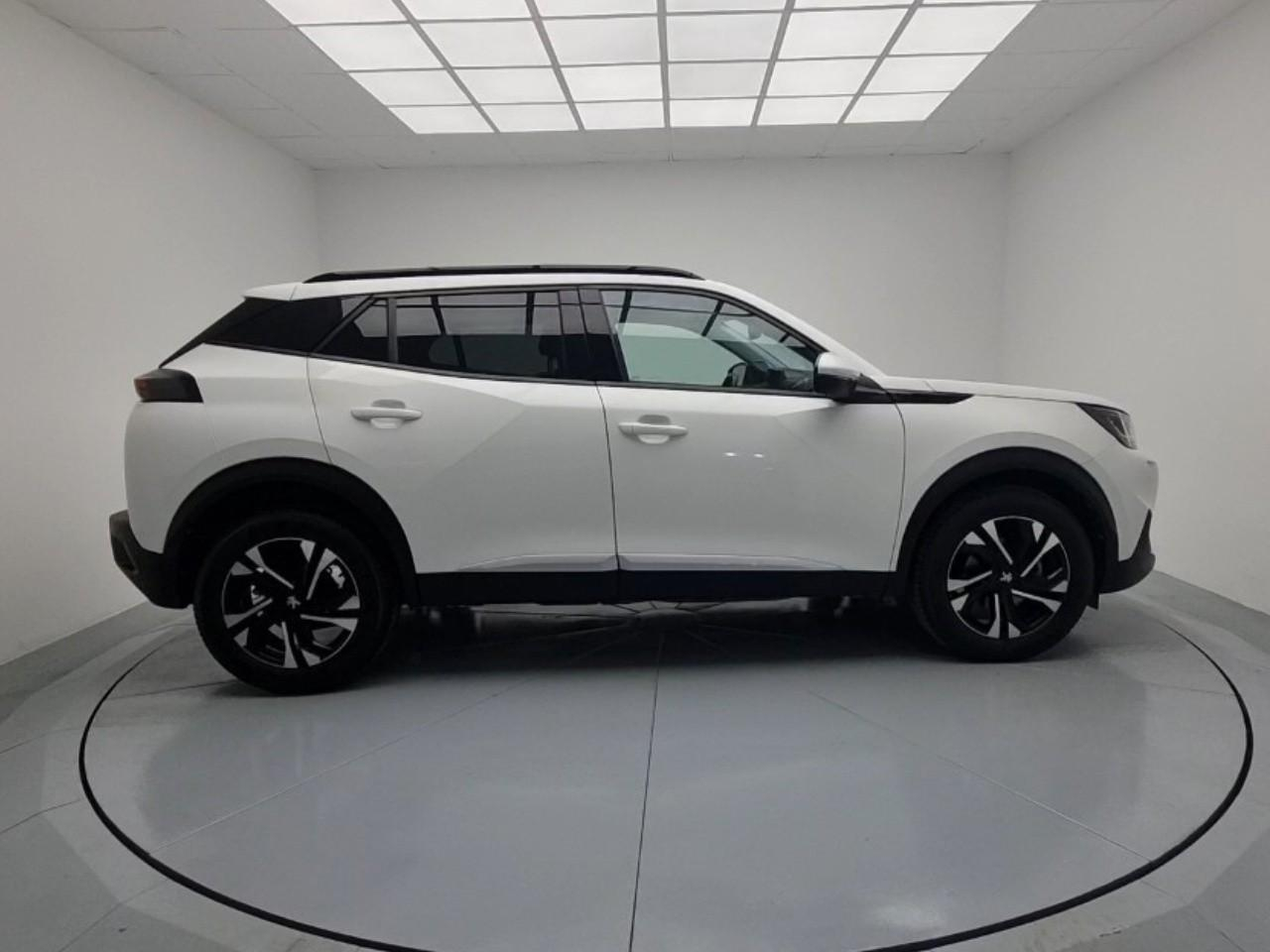 Peugeot 2008 bluehdi 110 s&s bvm6 allure — photo 6