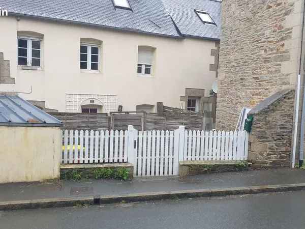 Maison triplex lannion centre ville avec terrasse