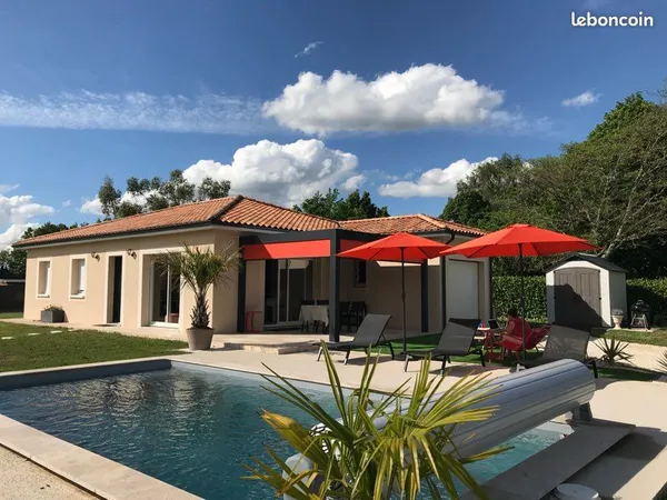 Maison récente 2019 avec piscine chauffée - Proche Sarlat