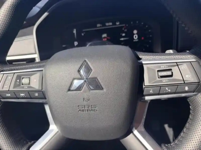 Mitsubishi Outlander 2.4 phev 306ch intense 4wd — photo 30