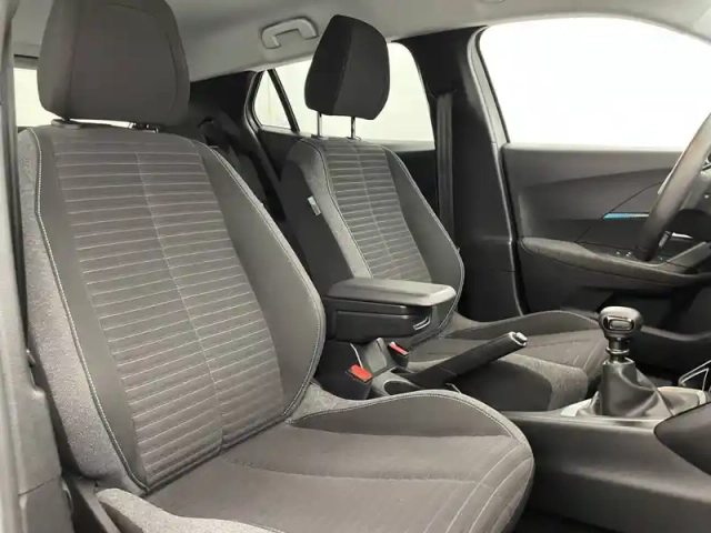 Peugeot 2008 puretech 130 s&amp;s bvm6 — photo 27