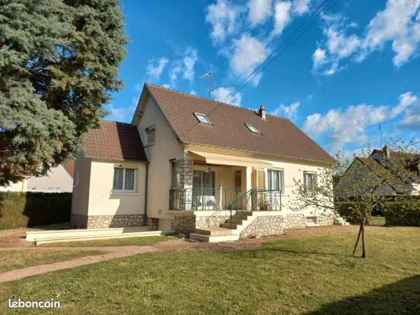 Maison située sur la commune de Saint Romain sur cher (41)