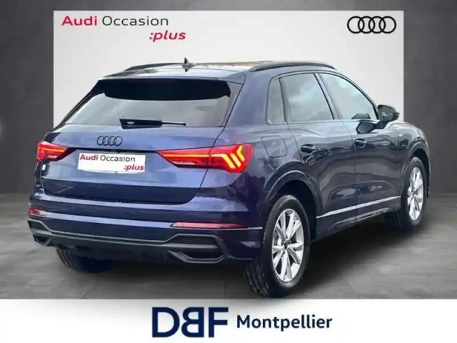 Audi Q3 35 tfsi 150 ch s tronic 7 s line plus — photo 15