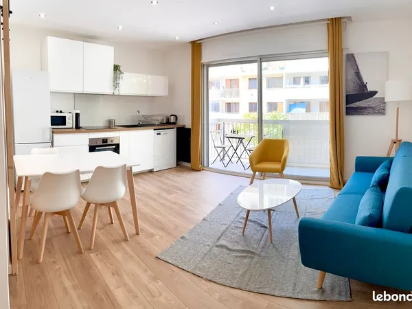 Claret - T2 meublé 40 m² avec balcon et cave (Toulon)