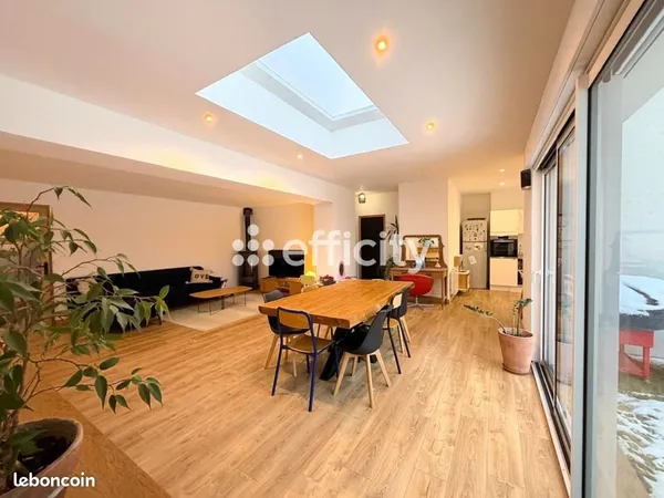 Maison 6 pièces 142 m²