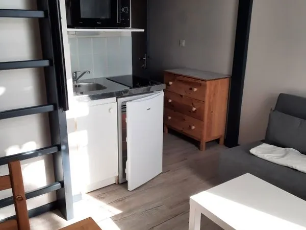 A loué studio