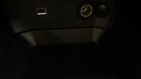 Peugeot 3008 HYBRID 225ch Allure Pack e-EAT8 — photo 30
