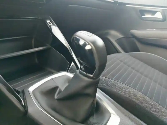 Peugeot 208 puretech 75 s&amp;s bvm5 — photo 14