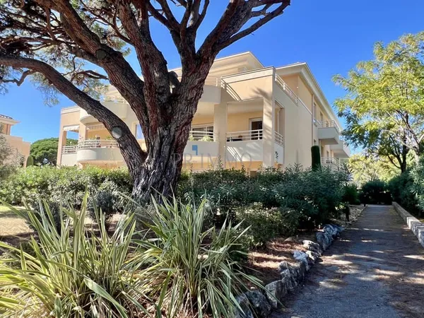 Spécial Investisseurs, bel appartement T3 avec terrasse, gar