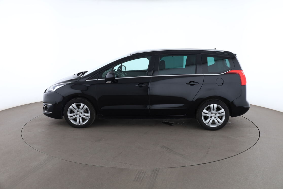 Peugeot 5008 2.0 Blue-HDi Allure — photo 2