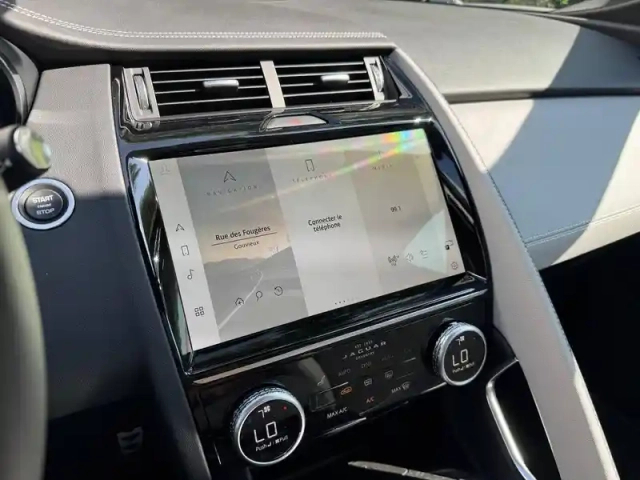 Jaguar E-Pace p270e ch phev awd bva — photo 8