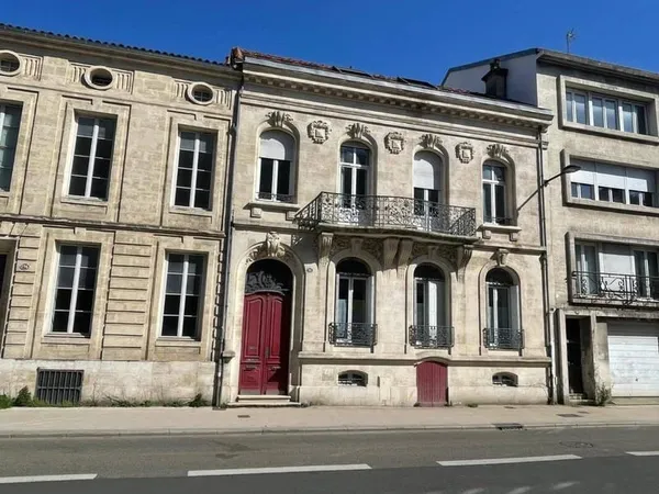 Bureaux 100 m²