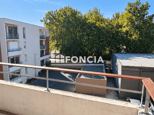 Appartement de type 2 dans une résidence fermée sécurisée avec Piscine