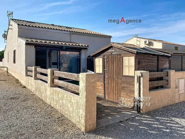 PAVILLON 40m² - 1 CHAMBRE - TERRASSE- PLACE DE PARKING- A RAFRAÎCHIR