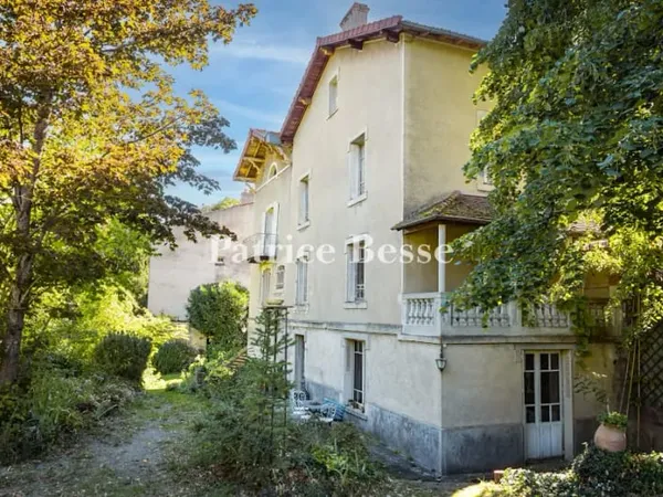 Maison 8 pièces 175 m²
