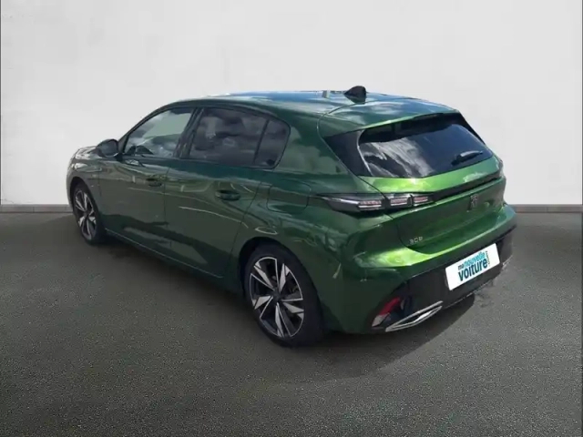 Peugeot 308 phev 180 e-eat8 — photo 7