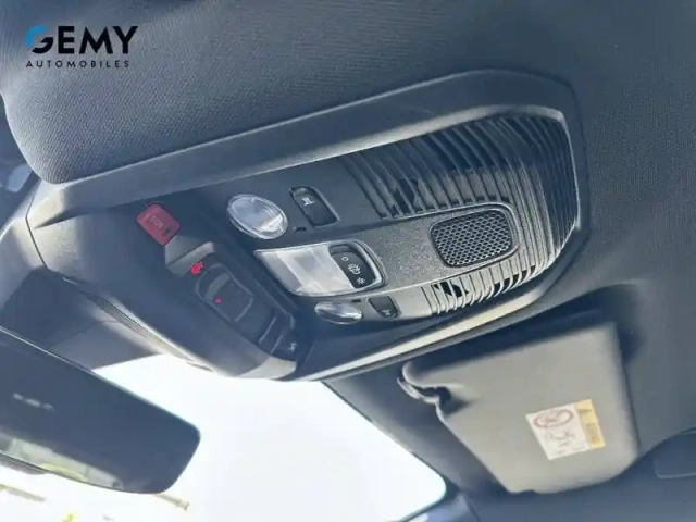 Peugeot 3008 hybrid 225 e-eat8 — photo 26